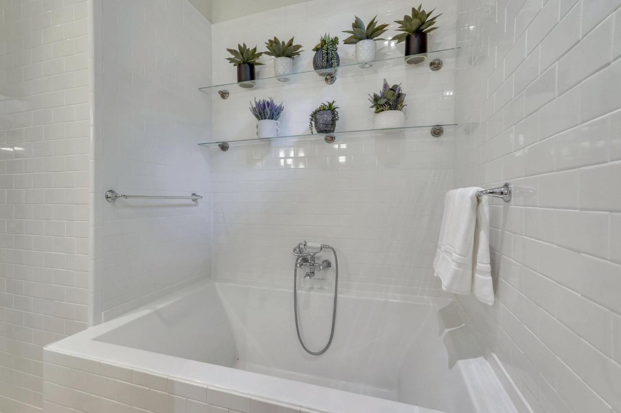 Villa The Lincoln Loft, Near Forsyth Park With Free Parking à Savannah Extérieur photo